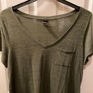 Olive pocket tee
